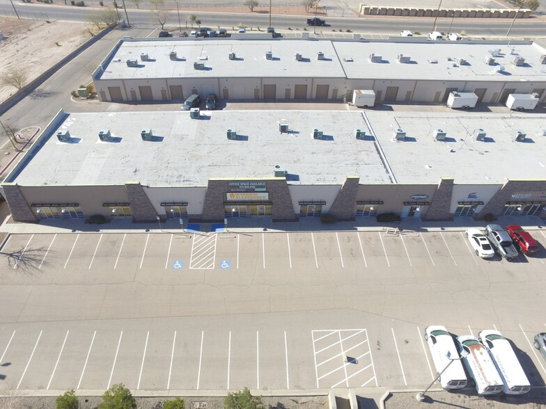 More Photos Of 11500 Pellicano Dr, El Paso Showroom For Lease