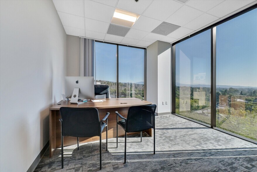 More Photos Of 1 Pointe Dr, Brea Office For Lease