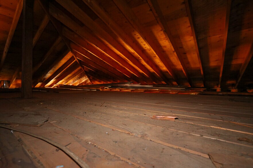 More Photos Of 657 Red Lion Rd, Huntingdon Valley Office Residential For Sale