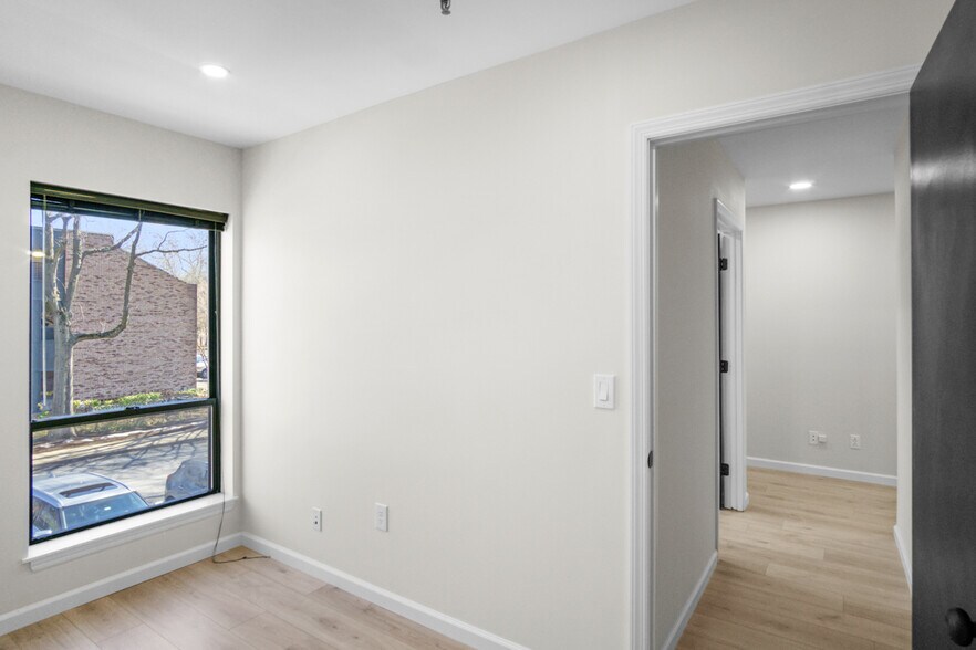 More Photos Of 55 Old Turnpike Rd, Nanuet Office For Lease