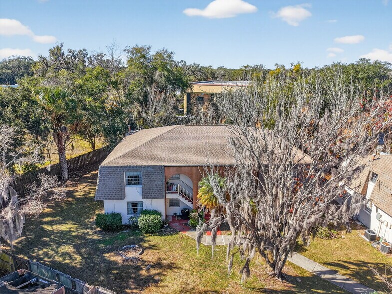 More Photos Of 643 W Oak Terrace Dr, Leesburg Apartments For Sale