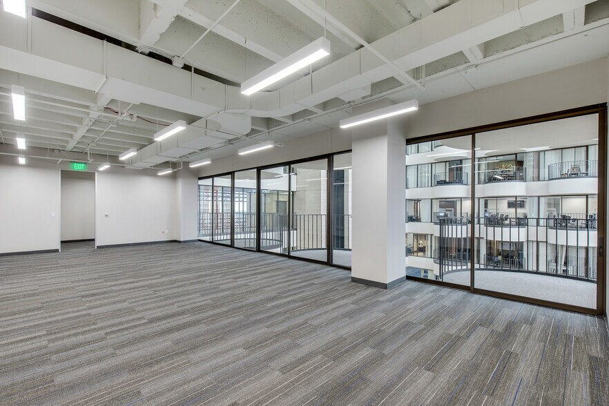 More Photos Of 5065-5075 Westheimer Rd, Houston Office For Lease