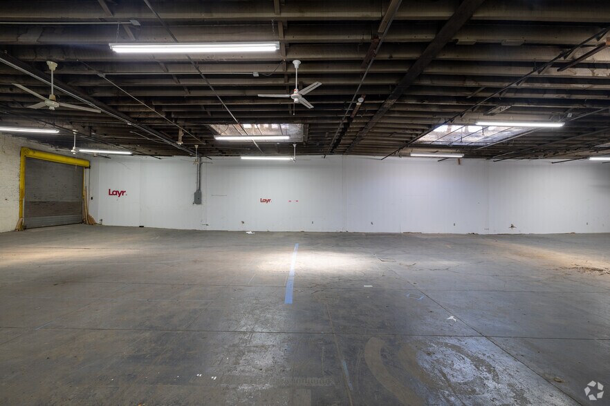 More Photos Of 1194 Randall Ave, Bronx Industrial For Lease