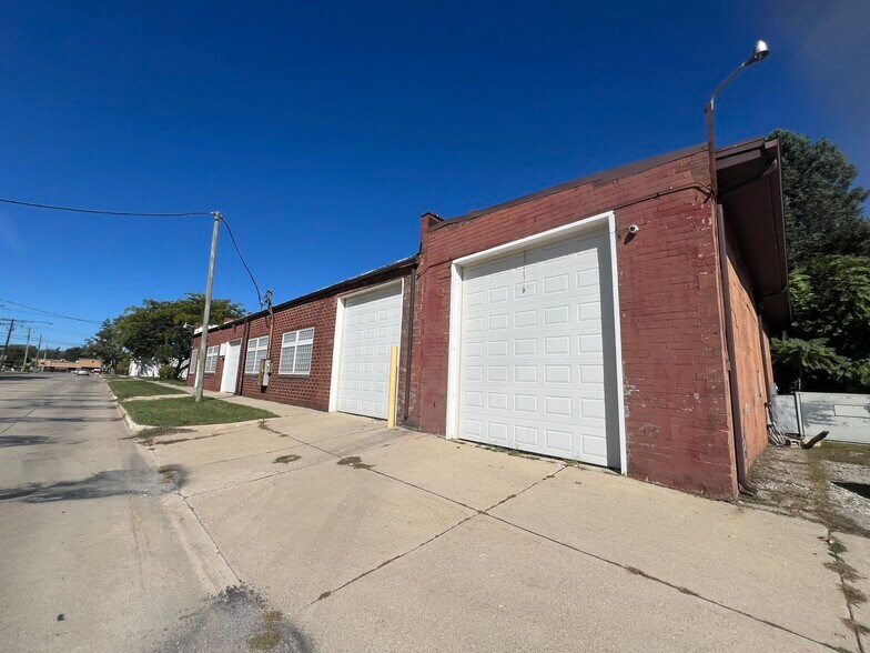 More Photos Of 111 Jones Ave, Monroe Warehouse For Lease