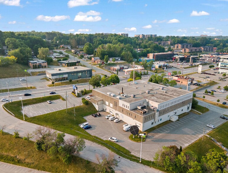 Primary Photo Of 3330 Rue King O, Sherbrooke Office For Sale