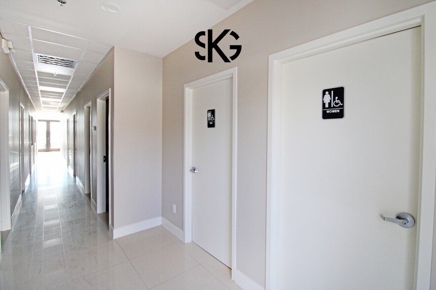 More Photos Of 3910 E Del Mar Blvd, Laredo Restaurant For Lease