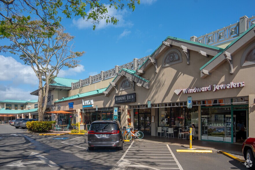 More Photos Of 590-600 Kailua Rd, Kailua Storefront For Lease