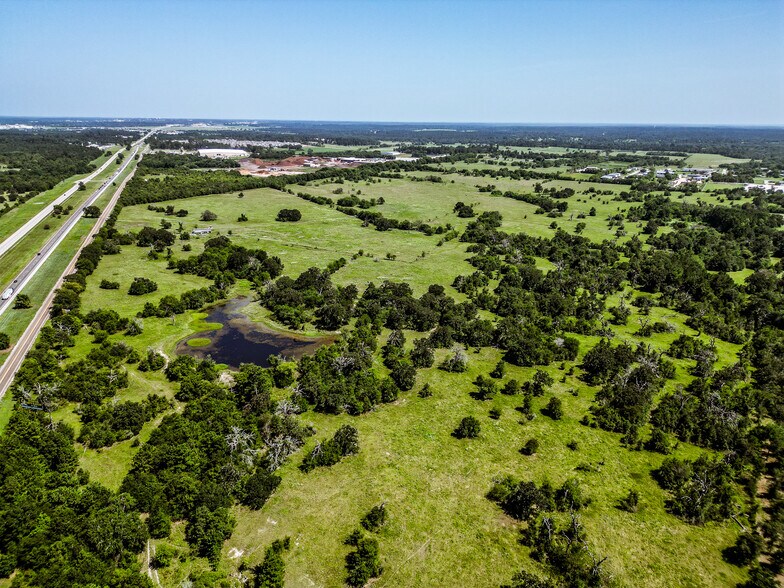 More Photos Of 1031 Interstate 45, Huntsville Land For Sale