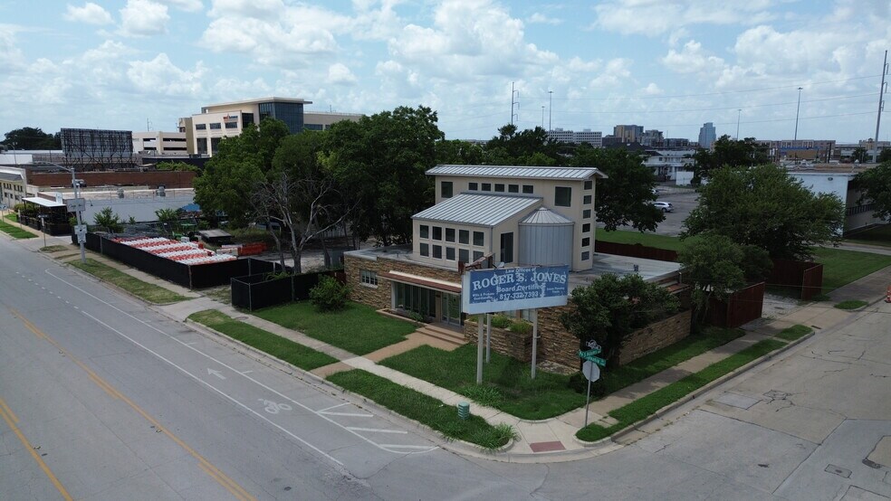 More Photos Of 1100 Pennsylvania Ave, Fort Worth Medical For Sale
