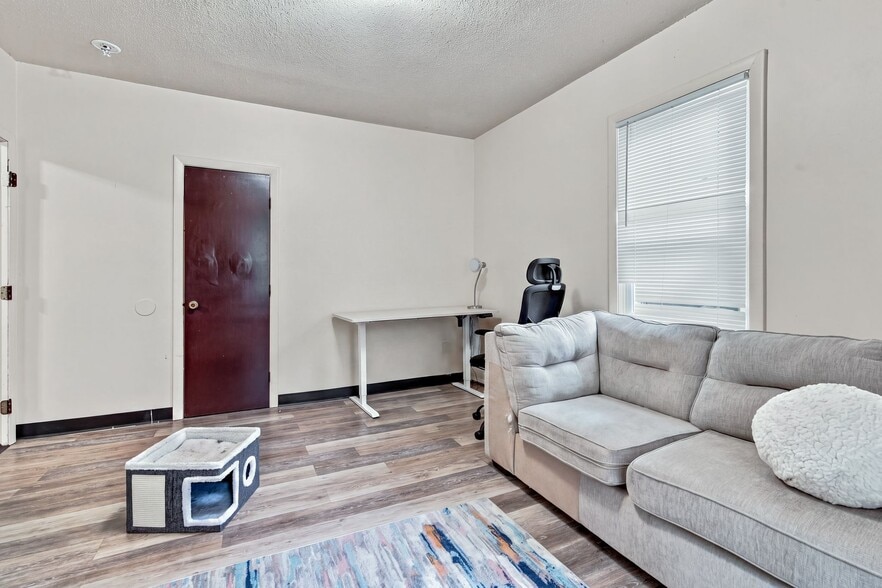 More Photos Of 32 Northeast St, Woonsocket Apartments For Sale