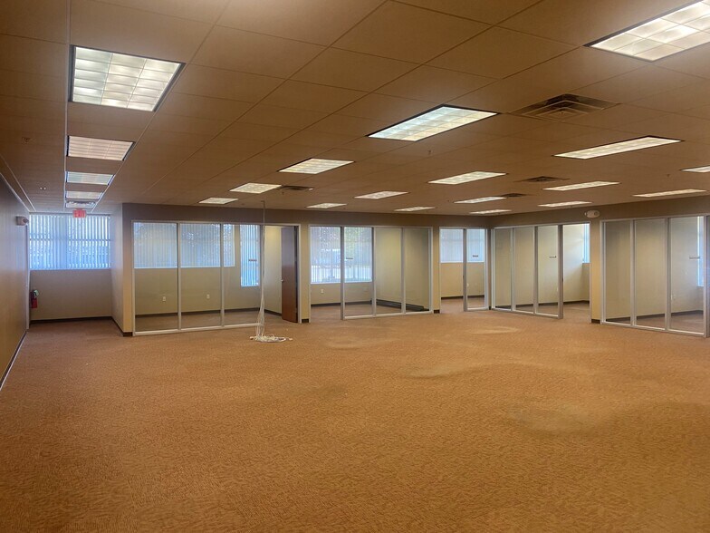 More Photos Of 35501-35765 Mound Rd, Sterling Heights Unknown For Sale