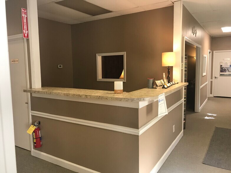 More Photos Of 2849 Henderson Mill Rd NE, Chamblee Medical For Lease