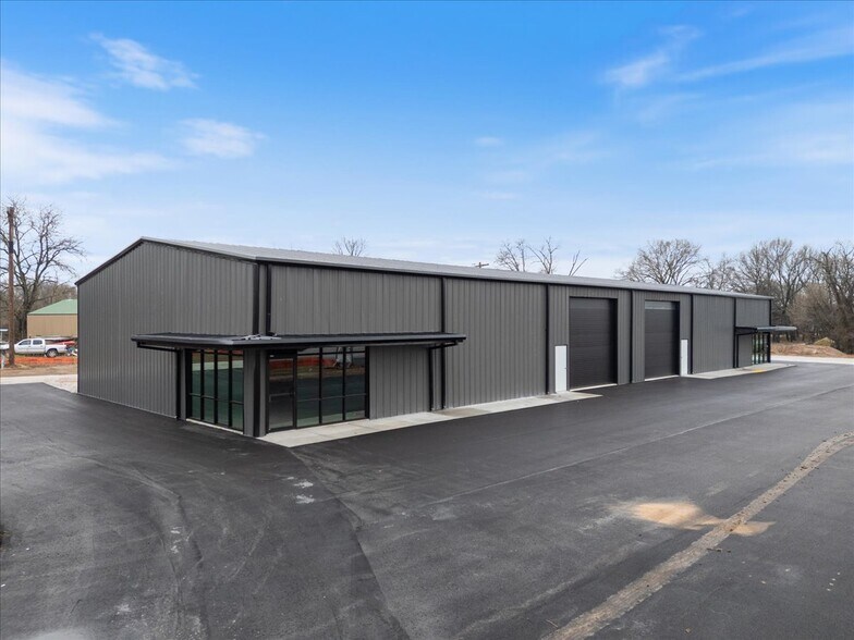 More Photos Of 15419 US Highway 62, Garfield Unknown For Lease