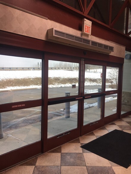 More Photos Of 880 Schechter Dr, Wilkes Barre Township Bank For Sale