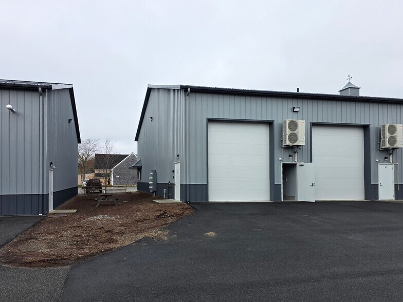 More Photos Of 1332 Main St, Osterville Industrial For Lease