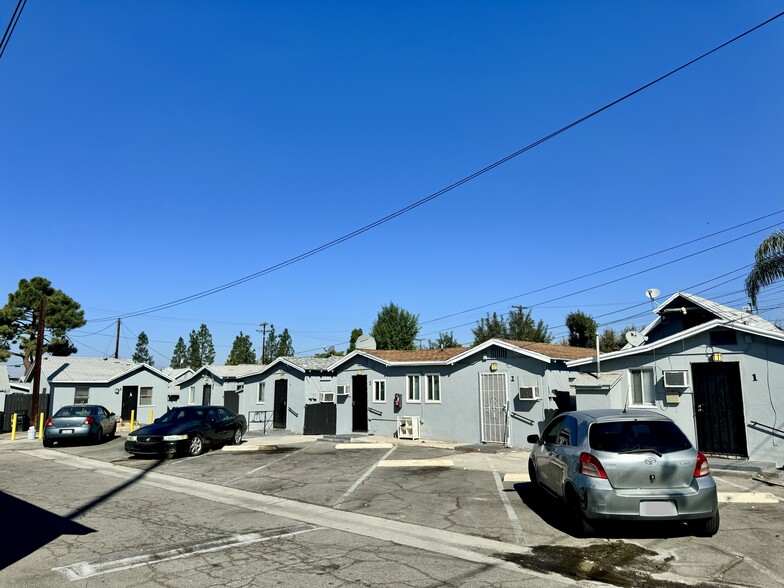 Primary Photo Of 123-145 N Inez St, Hemet Apartments For Sale