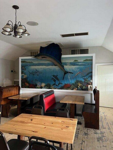 More Photos Of 508 W State St, Black Mountain General Retail For Sale