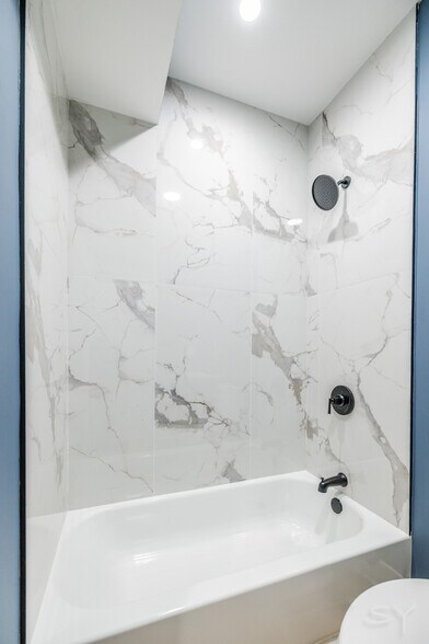 More Photos Of 2327 S Homan Ave, Chicago Apartments For Sale