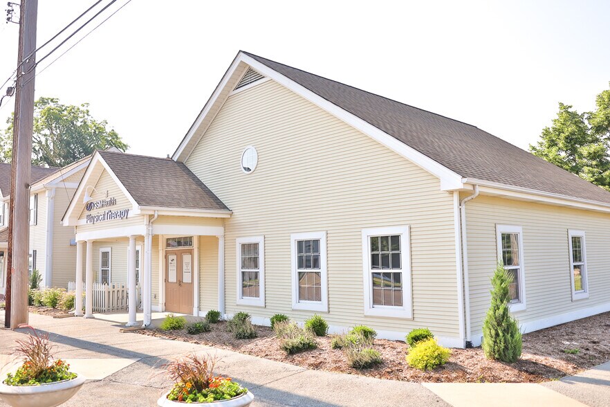 More Photos Of 16962 Manchester Rd, Grover Office For Sale