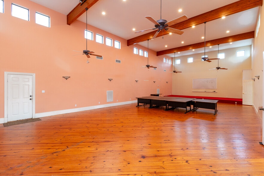 More Photos Of 7102 FM 1488 Rd, Magnolia Office For Sale