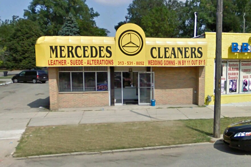 More Photos Of 19000 W 7 Mile Rd, Detroit Freestanding For Sale