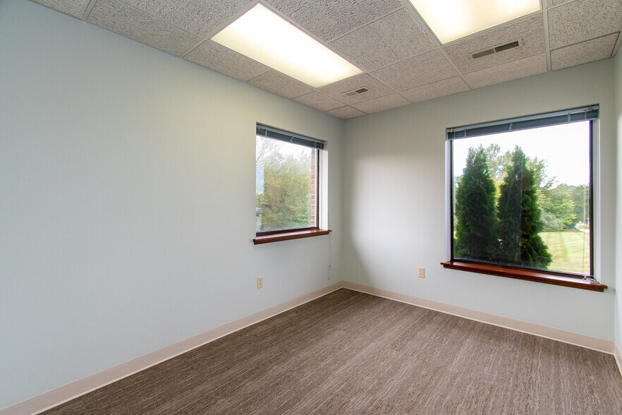 More Photos Of 7461 S State Rd, Goodrich Storefront Retail Office For Sale