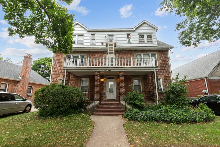 Primary Photo Of 11-15 Whitney Ave, Floral Park Apartments For Sale