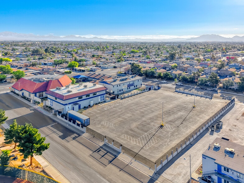 More Photos Of 2141 E Owens Ave, North Las Vegas Schools For Sale