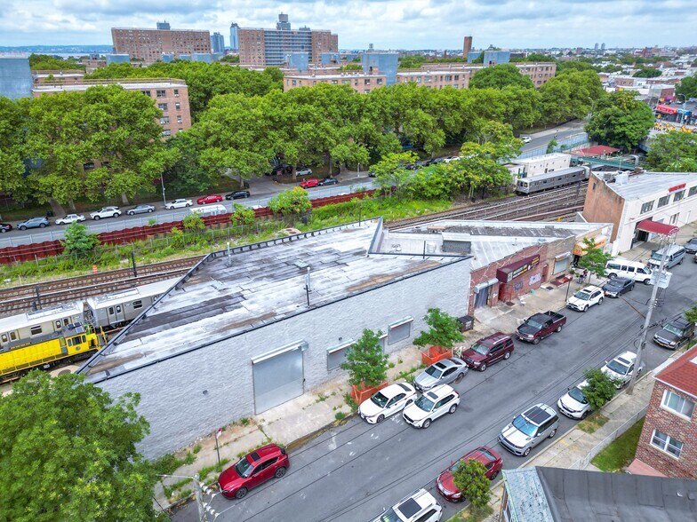 More Photos Of 2322 W 7th St, Brooklyn Warehouse For Sale
