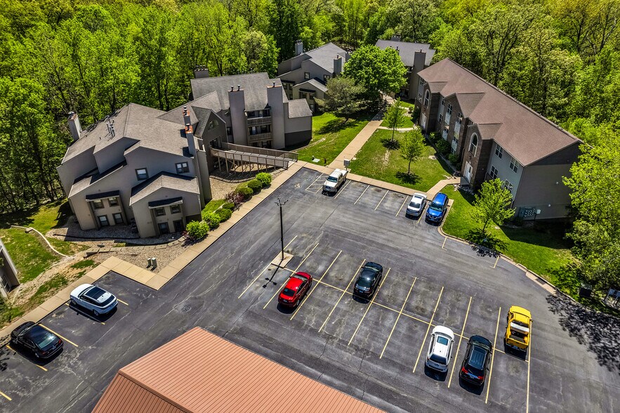 Primary Photo Of 2700-2714 W Willow Lake Dr, Peoria Apartments For Sale