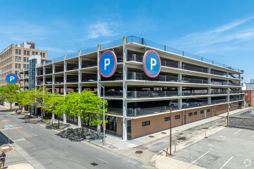 Primary Photo Of 17 S New York Ave, Atlantic City Parking Garage For Lease