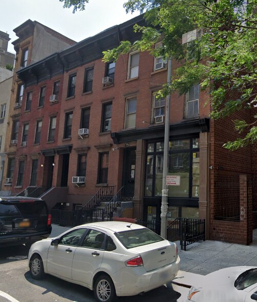 Primary Photo Of 366 W 30th St, New York Apartments For Lease