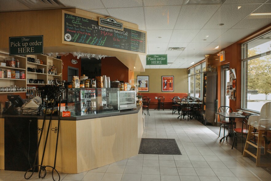 More Photos Of 1415 1st Ave W, Owen Sound Medical For Lease