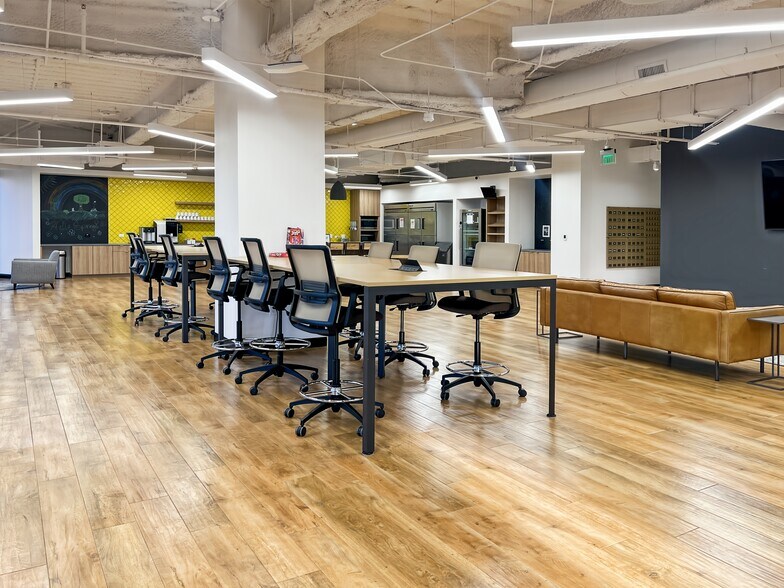 More Photos Of 3232 McKinney Ave, Dallas Coworking Space