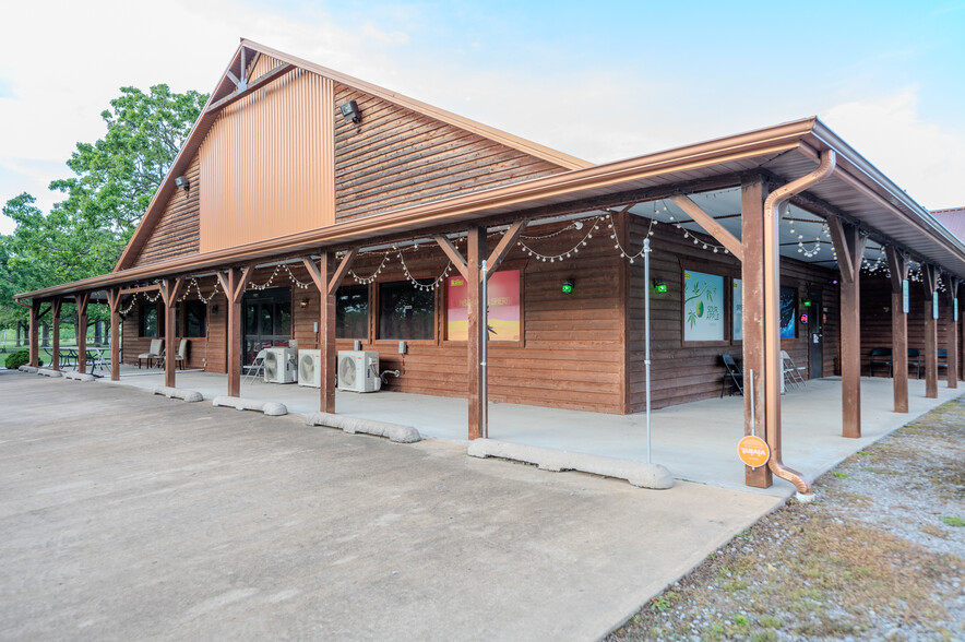 Primary Photo Of 15188 Highway 82, Tahlequah Storefront Retail Office For Sale