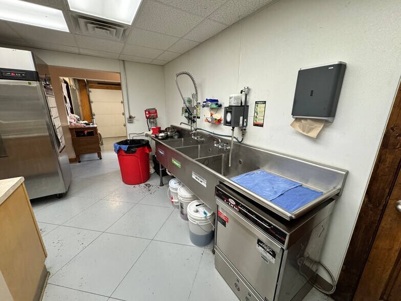 More Photos Of 3126 State Route 257, Seneca Freestanding For Sale