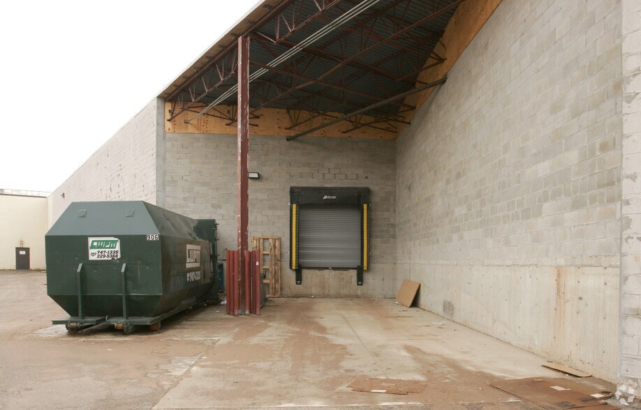 More Photos Of 400-416 E Main St, Middletown Unknown For Lease