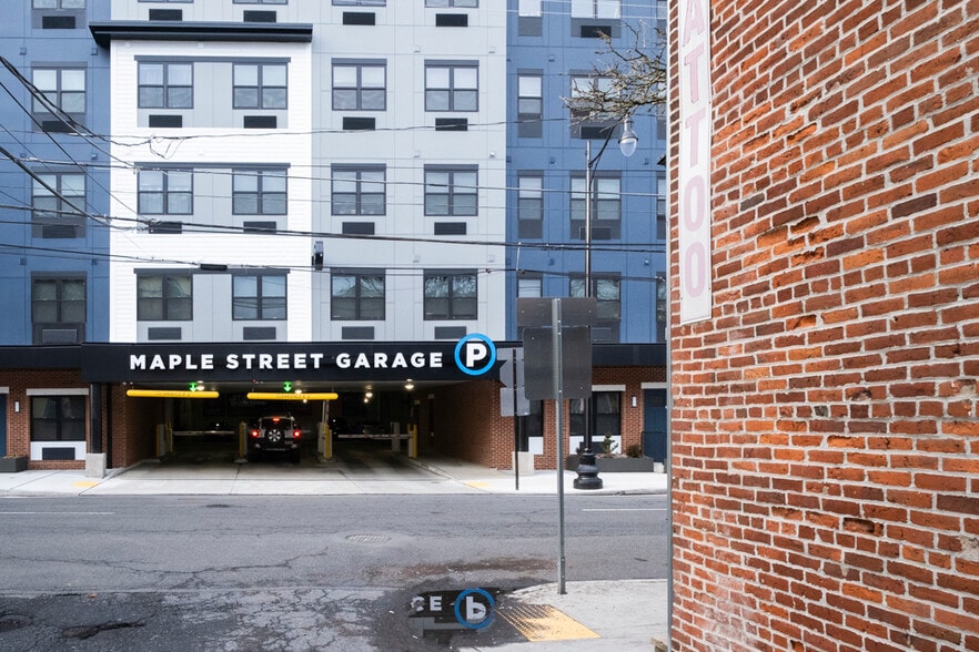 More Photos Of 924 W Walnut St, Allentown Storefront Retail Office For Sale