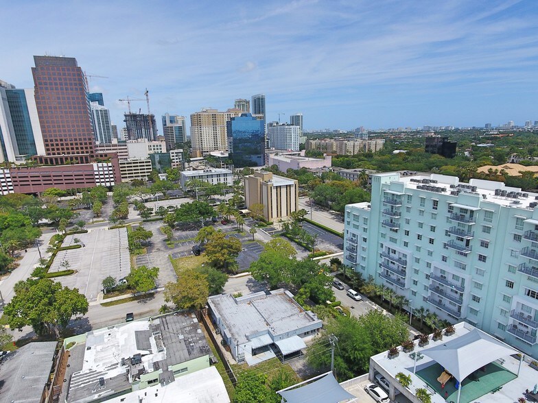 More Photos Of 212 SE 8th St, Fort Lauderdale Office Residential For Sale