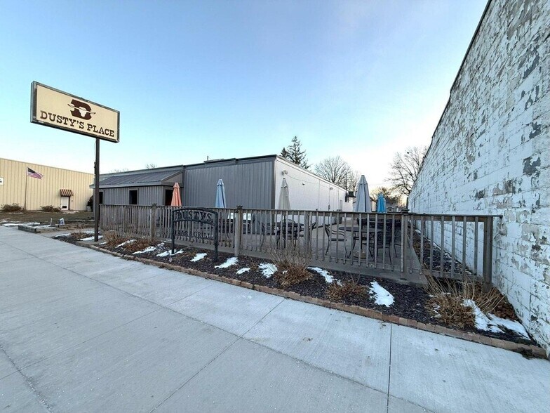 Primary Photo Of 402 Main St, Griswold Restaurant For Sale