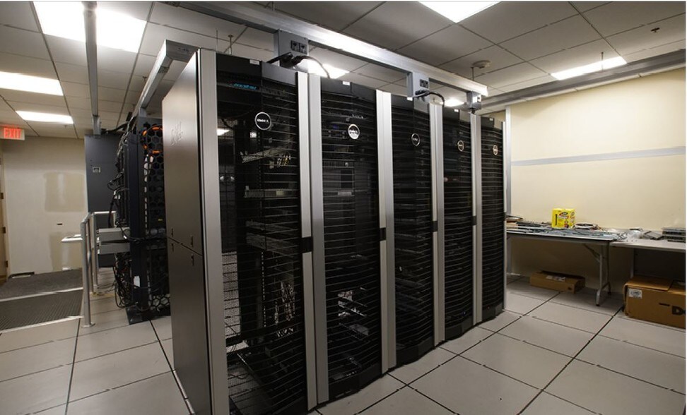 More Photos Of 1900 W Pl NE, Washington Office For Lease