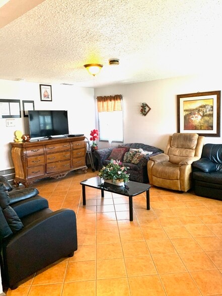 More Photos Of 1509 Rio Grande, American Canyon Assisted Living For Sale