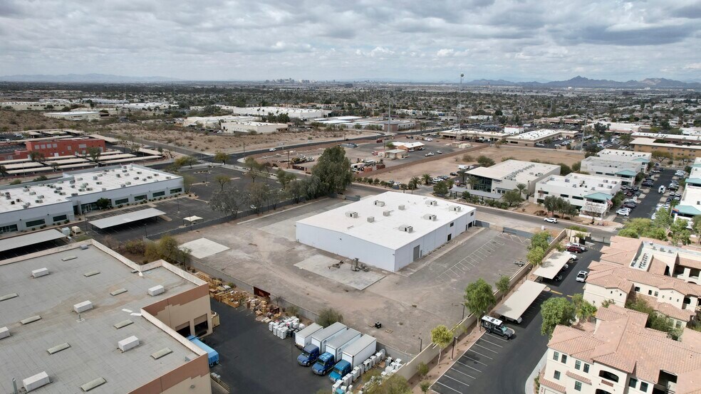 More Photos Of 4909 E Beverly Rd, Phoenix Industrial For Sale