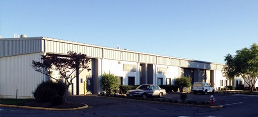 Primary Photo Of 301-366 Victory Dr, Herndon Flex For Lease
