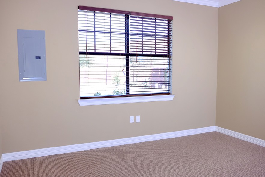 More Photos Of 4502 Riverstone Blvd, Missouri City Office For Lease