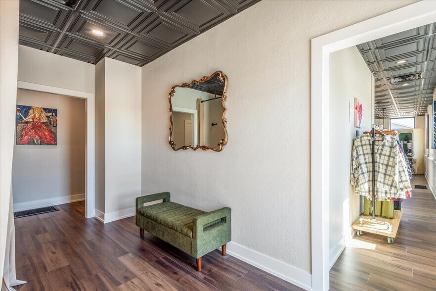 More Photos Of 300 Main St, Hallam Office For Sale