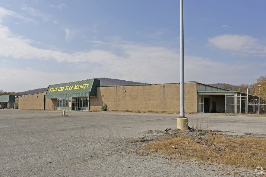 More Photos Of 2228 S Cedar Ave, South Pittsburg Freestanding For Sale
