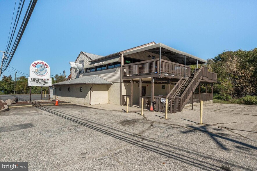 More Photos Of 820 N Black Horse Pike, Williamstown Bar For Sale