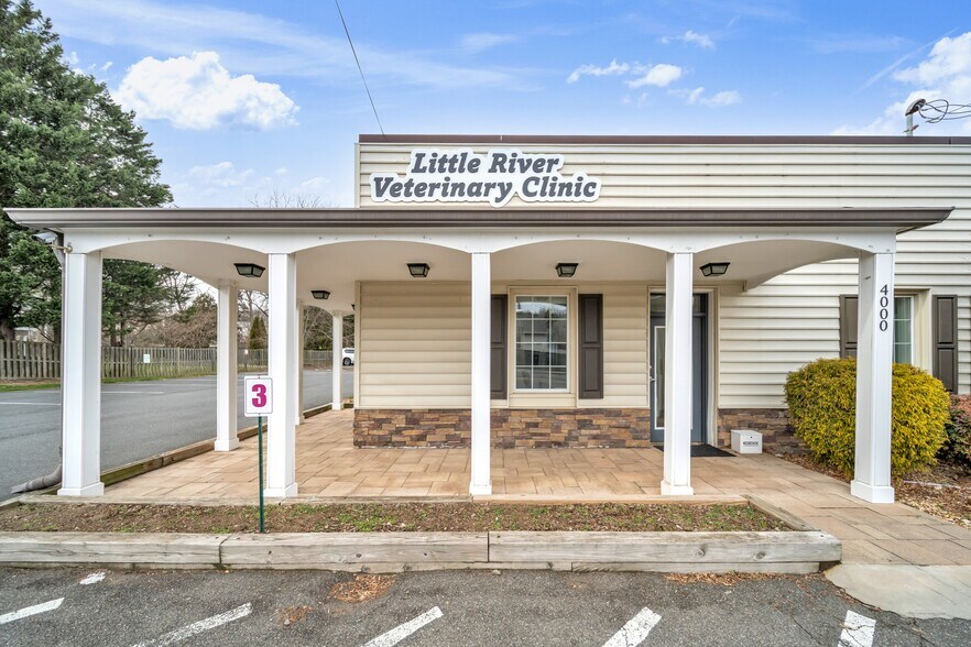 More Photos Of 4000 Burke Station Rd, Fairfax Veterinarian Kennel For Lease