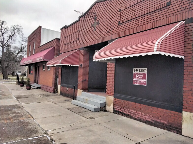 More Photos Of 17051 Libby Rd, Maple Heights Storefront Retail Residential For Lease